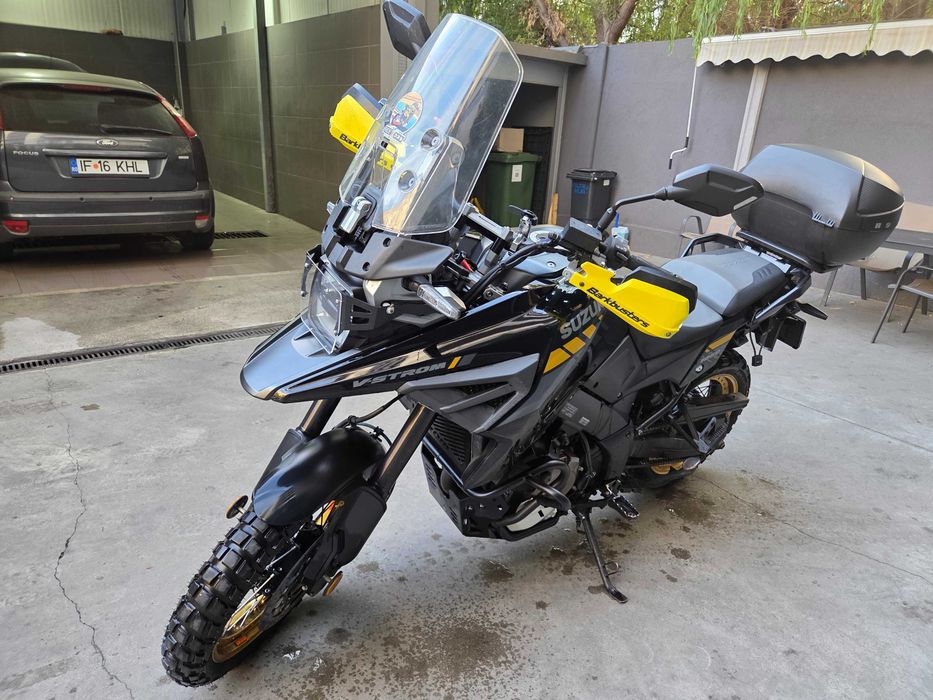De vanzare Suzuki V Strom 1050 XT - Unic proprietar