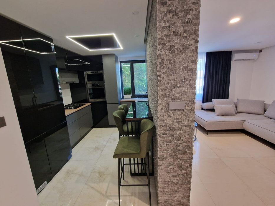 Apartament 2 camere de închiriat – Central Constanța, zona Tomis Mall