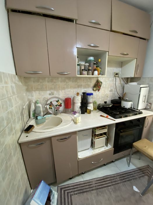 Куханный гарнитур и тумба