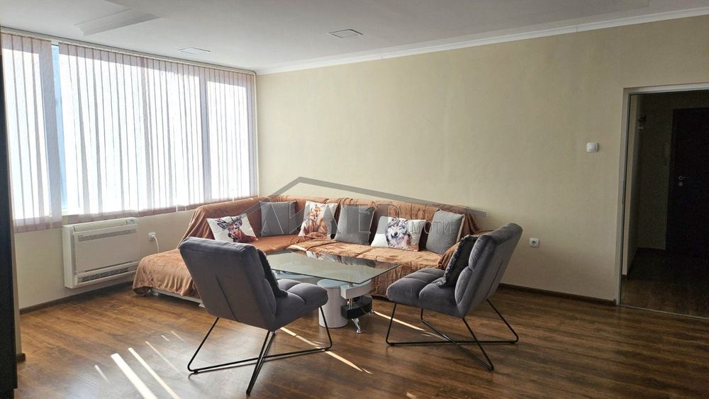 Дава се под наем Двустаен апартамент в Пловдив, Тракия - 74 кв.м за 498.27 € - Снимка #2