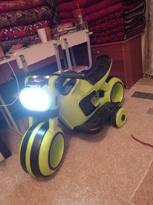 Продам детский мотоцикл новый