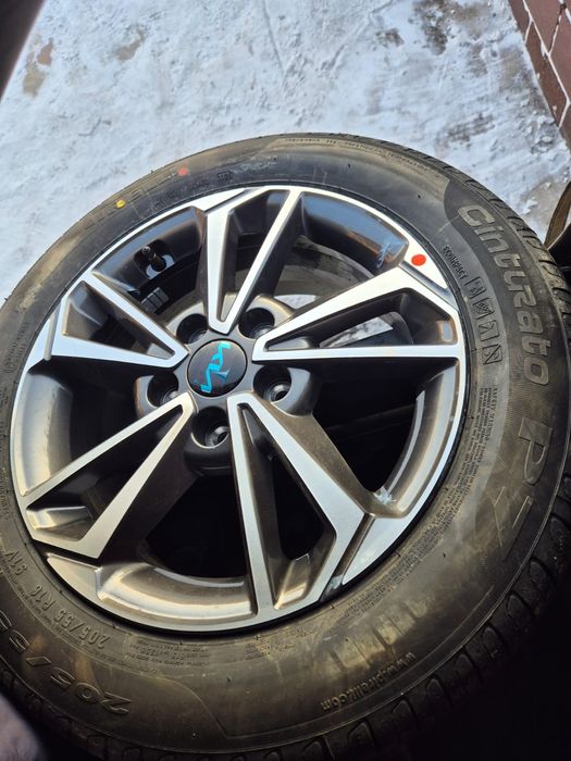 Продаются колёса новые