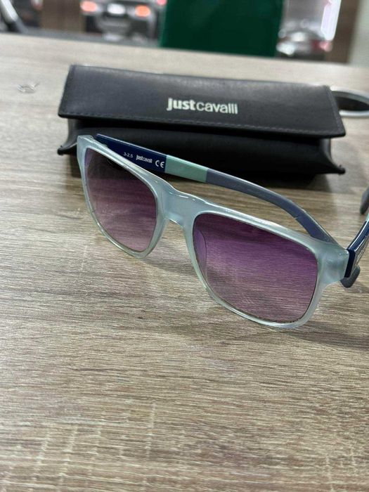 Продавам Слънчеви Очила Just Cavalli