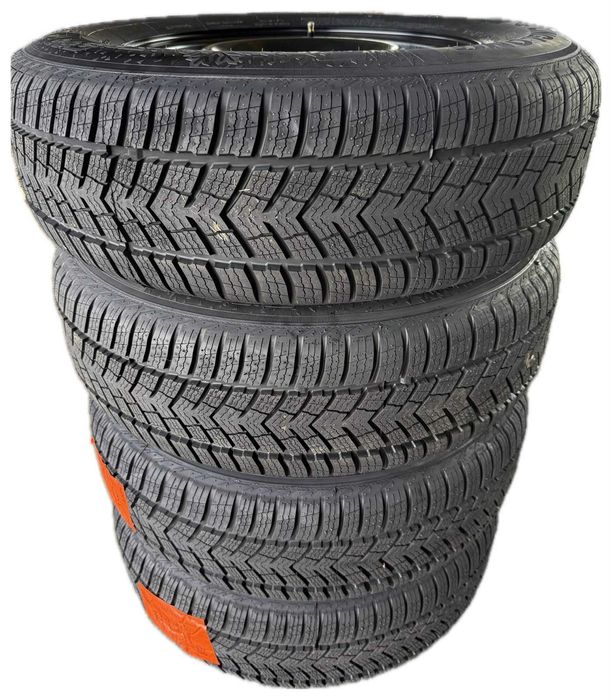 Set de iarna ptr Dacia Duster III pe 16 inch, jante otel originale Dacia + anvelope iarna 215/70r16 104H XL Linglong Sport Master, clasa A la aderenta