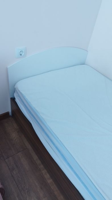 Легло с матрак и подматрачна рамка