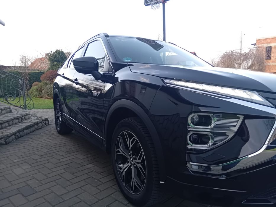 Mitsubishi Eclipse Cross PHEV Instyle Plug-in echipare de TOP