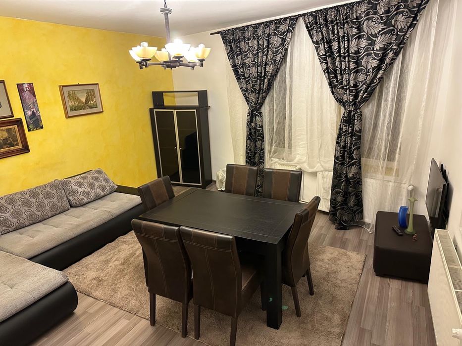 Inchiriez casa 4/6 persoane Targ Craciun pret avantajos (