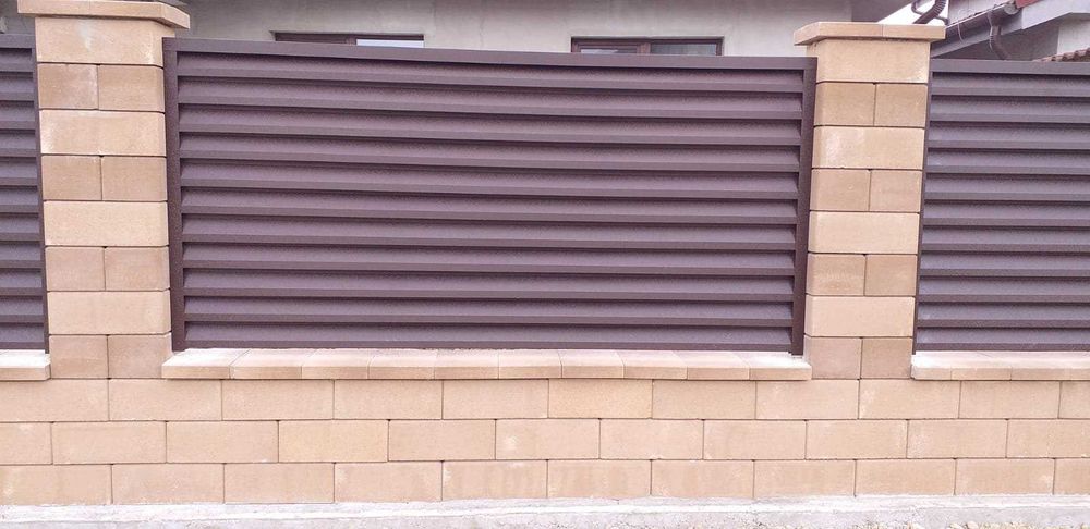 Garduri si porti din sipca metalica panou tip jaluzea tabla plasa BCA