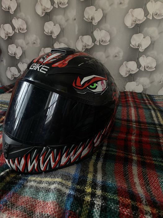 Продам мотошлем 61-62