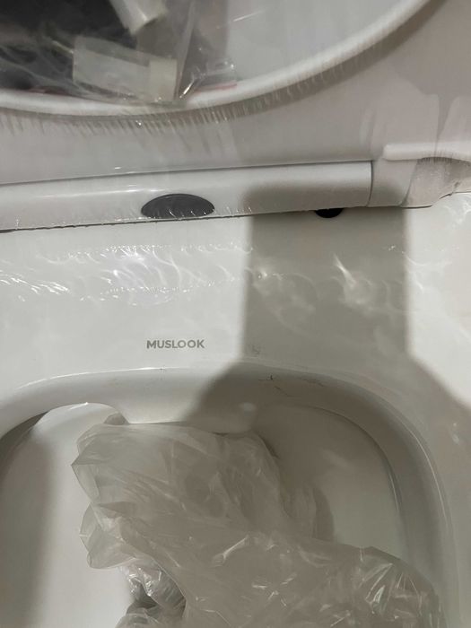 Продам унитаз от исталляции Muslook