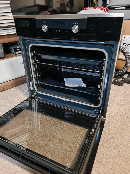 vand cuptor Electrolux, made in italy, fara nici un defect, impecabil