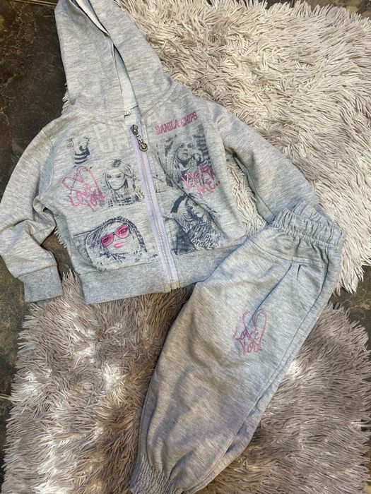 Екипчета за момиченца различни размери