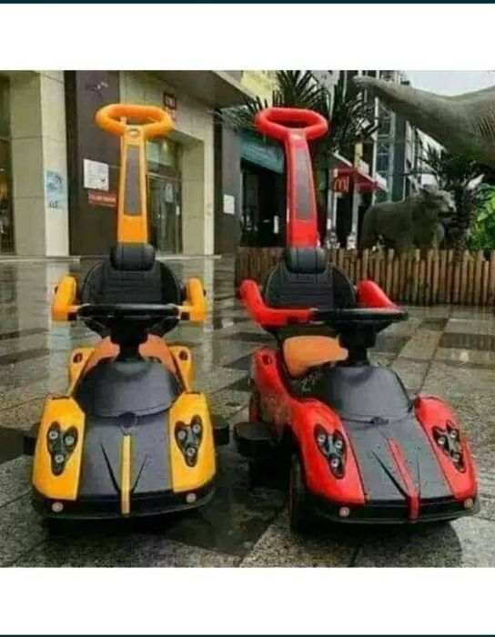 Детска кола за бутане и яздене с родителски контрол 24месеца гаранция!