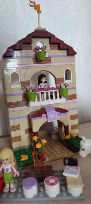 Продам два набора Lego friends (Лего)