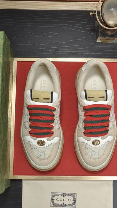 Gucci screener 38