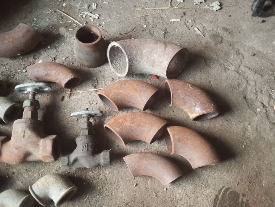 Продам фитинги (колена) для труб