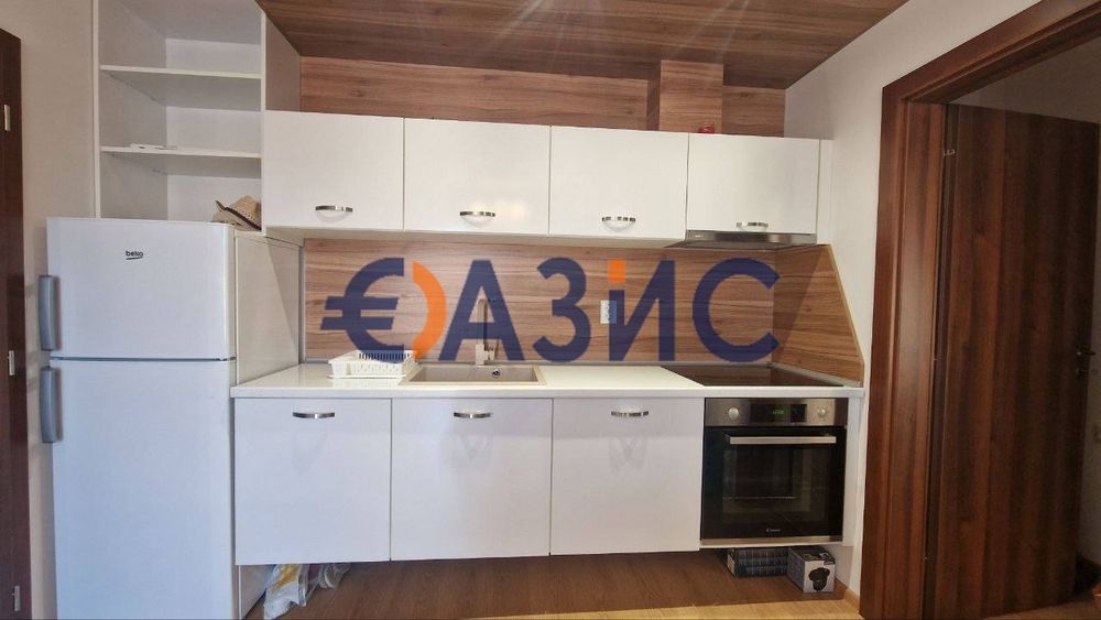 Продава се Двустаен апартамент в к.к. Слънчев бряг - 51 кв.м за 1030 €/кв.м - Снимка #3