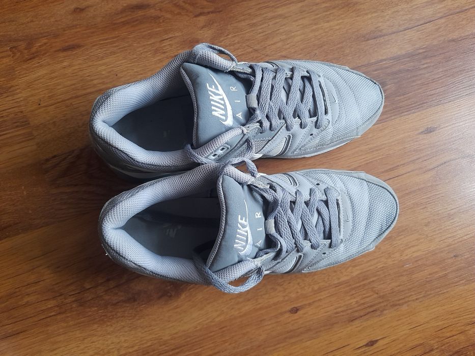 Nike Air max Command маратонки 41 номер.