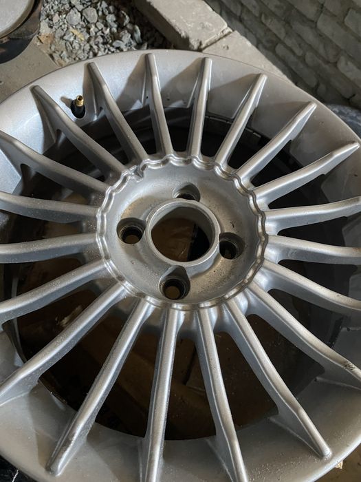 Продам диски Alpina R16 в хорошем состоянии