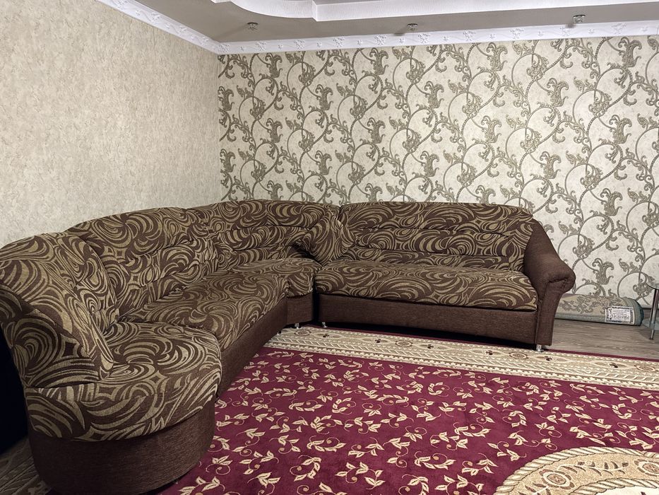 Г образный диван