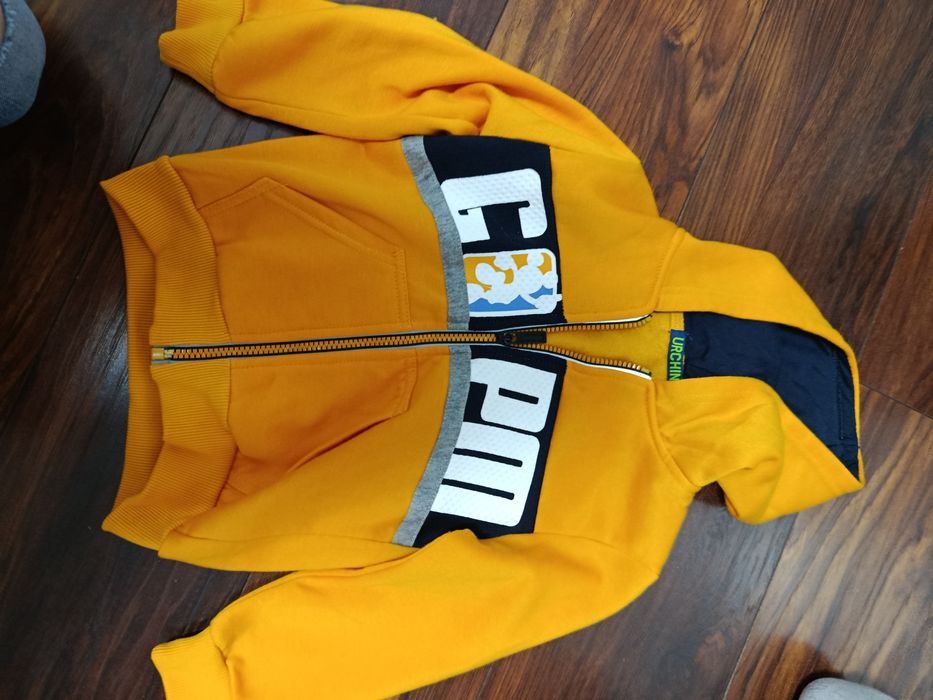 Geaca băiat în stare foarte buna