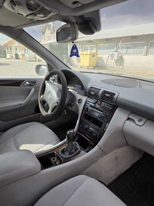 Mercedes c220 2004