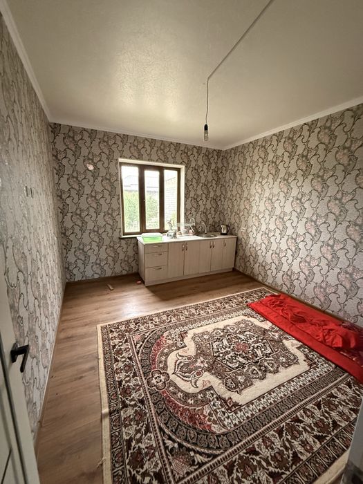 xovli uy sotiladi