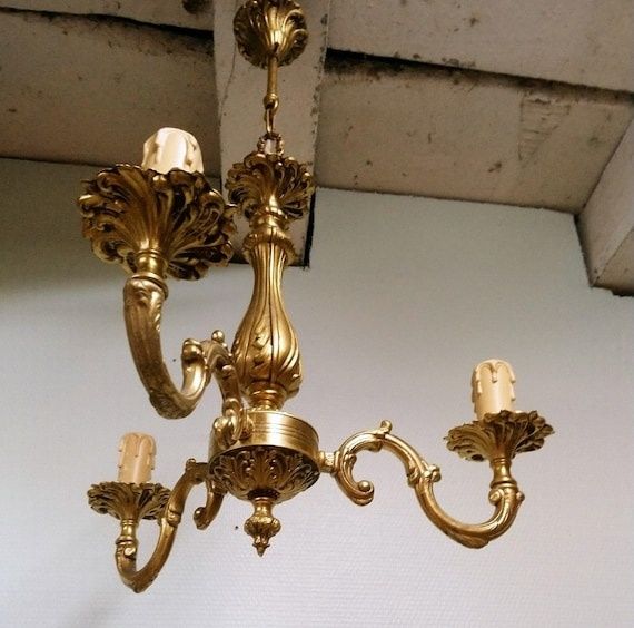 Candelabru 3 brațe in stil francez,piesa cu o lucrătură de o foarte ma