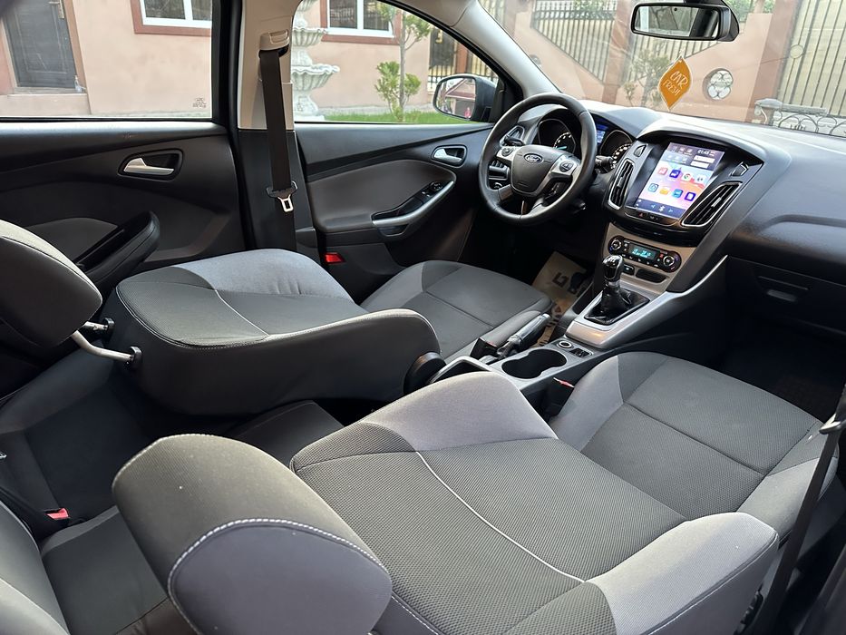 FORD Focus 2012 — imagine 3