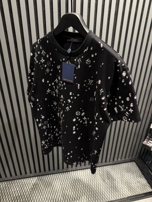 Мъжки тениски различни модели