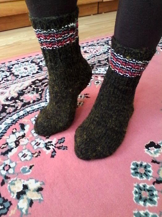 Ciorapi lână,botosi,cipici.Noi.