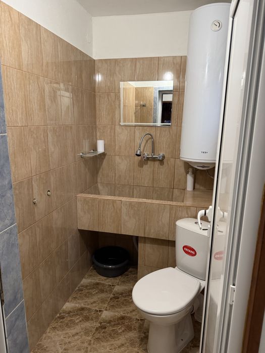 Дава се под наем Етаж от къща в Пловдив, Коматево - 90 кв.м за 398.82 € - Снимка #3