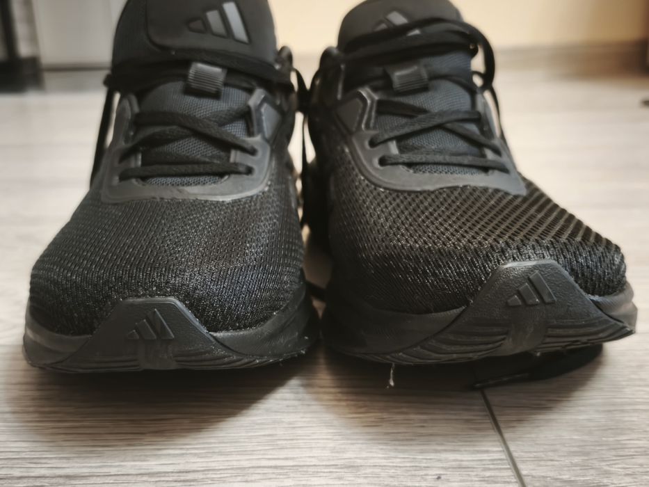 Adidas маратонки 41 1/2