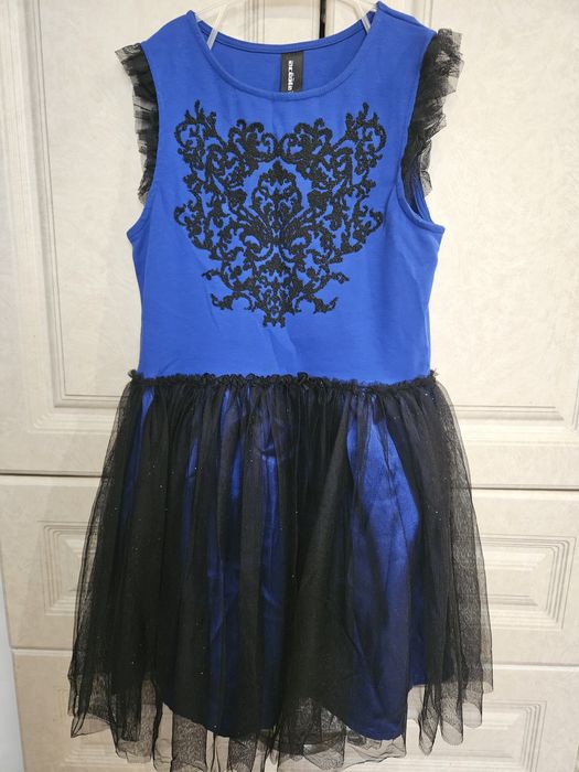 Платье на девочку