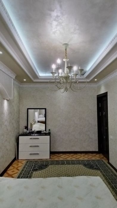 м. Беруний 4/4/9. 110м2. с евро ремонтом