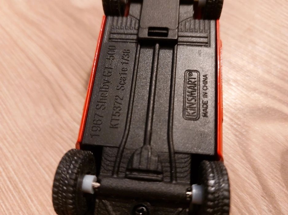 Machetă mașină Kinsmart 1967 Ford Shelby Mustang