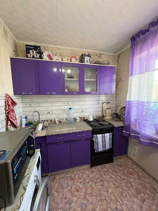 Продам 1 ком кв с ремонтом 35 м.кв. р-он СИТИ-МОЛЛ!