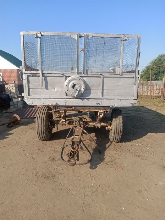 Прицеп ПТС-4 тракторный