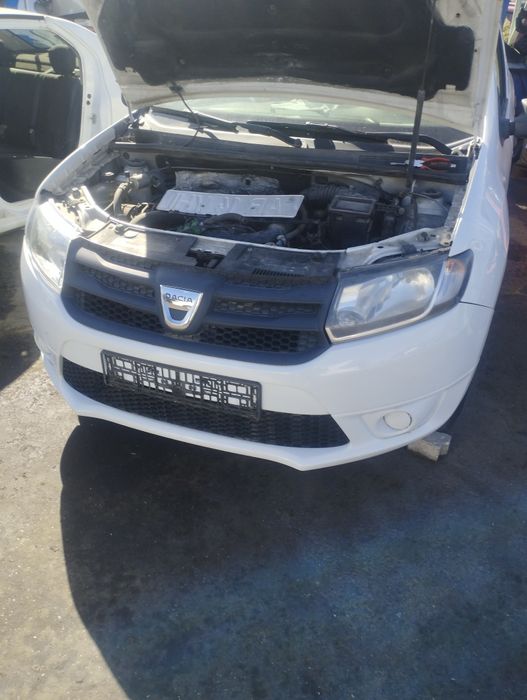 Bara fata capota aripa far trager Dacia Logan 2  2014-2016