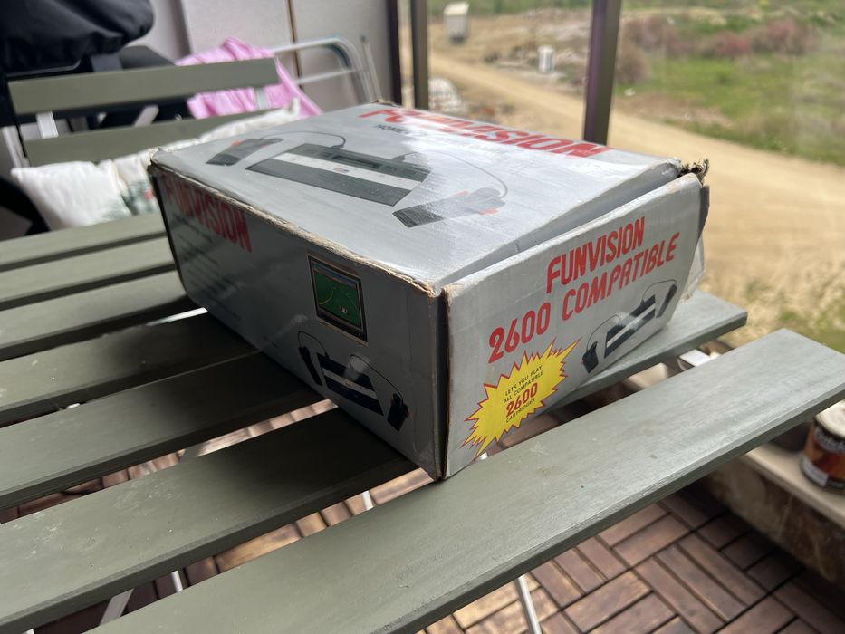 Ретро конзола Funvision 2600 Compatible