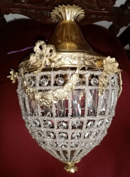 Lampadar antic în stilul francez Empire cu elemente din bronz si sticl