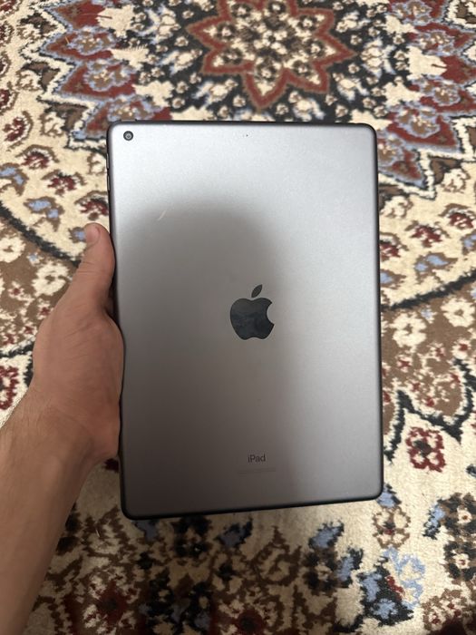iPad 7 Space Gray