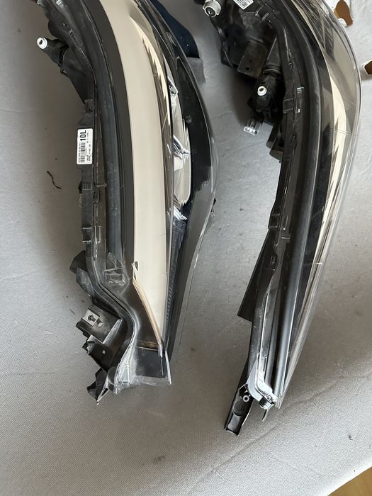 Faruri stânga dreapta fuul led toyota chr.81110-f4280-00.