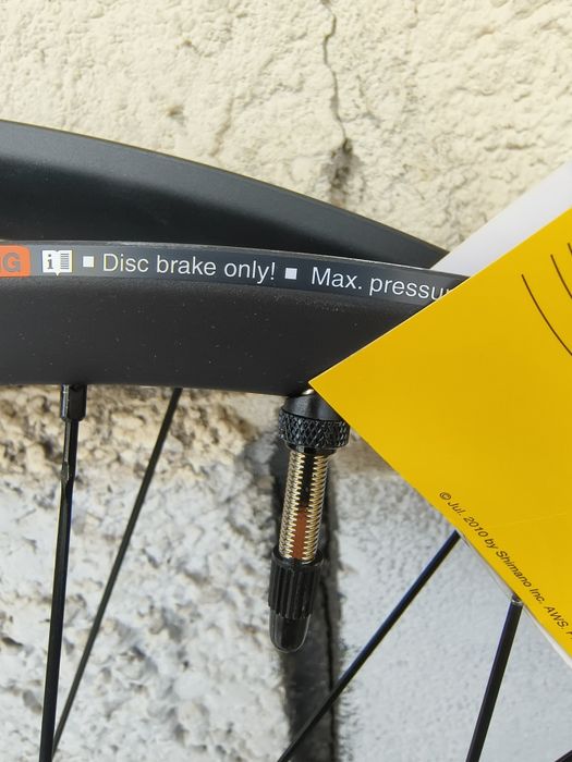 Капли Гравел Shimano GRX WH-RX570-TL Wheelset-12x100mm | 12x142mm - HG