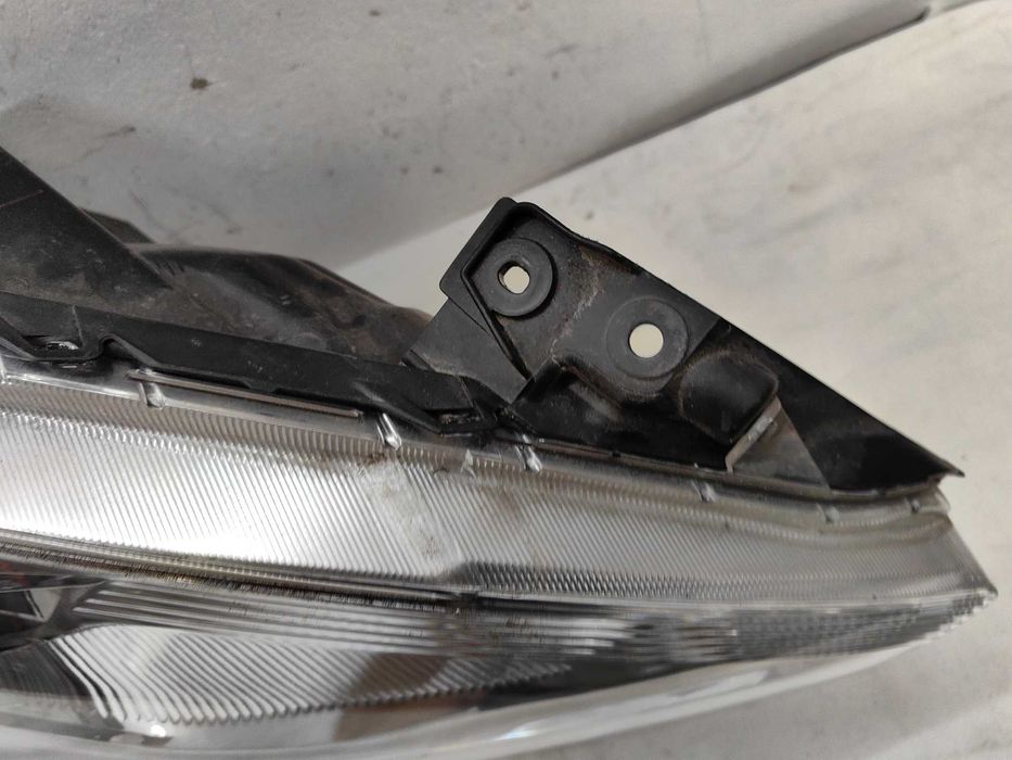 Оригинален фар Сузуки Суифт  Suzuki Swift