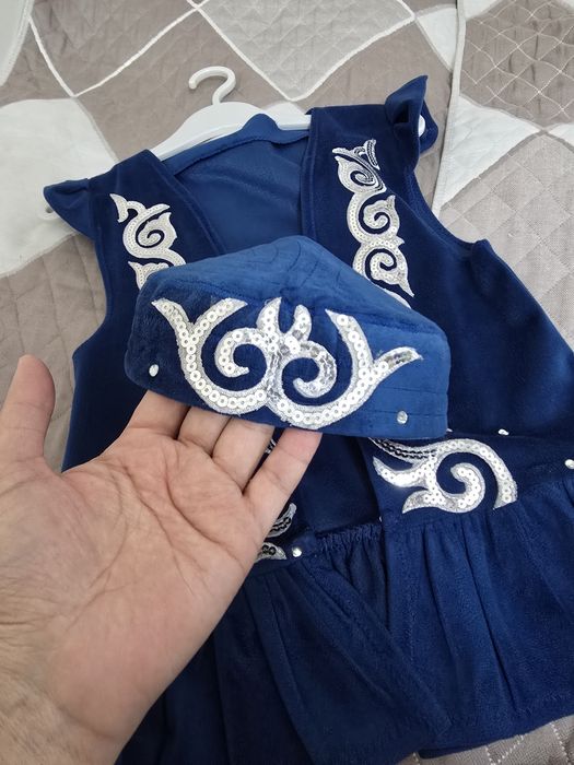 Жилетка для девочек с тюбетейкой