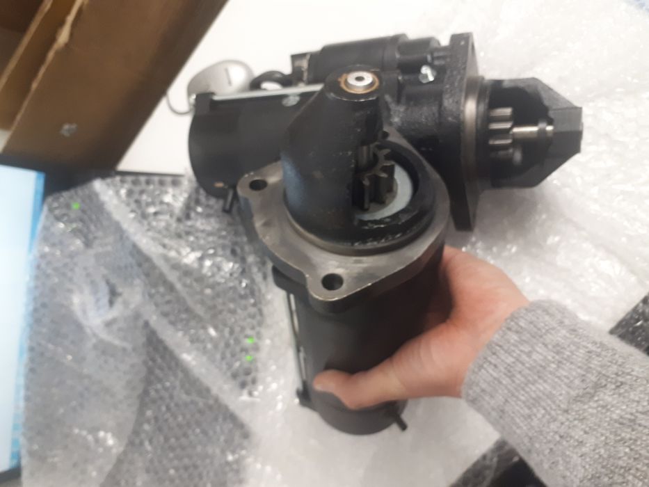 Electromotor nou Terex Fermec..reductor