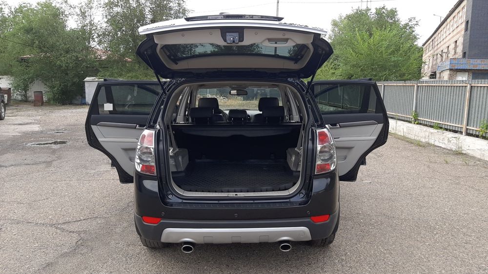 Chevrolet Captiva LTZ 3.0 (2012)