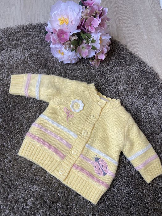 Ватирана жилетка за бебе