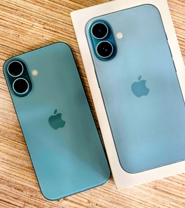 Продам iPhone 16, 256 ГБ (teal).